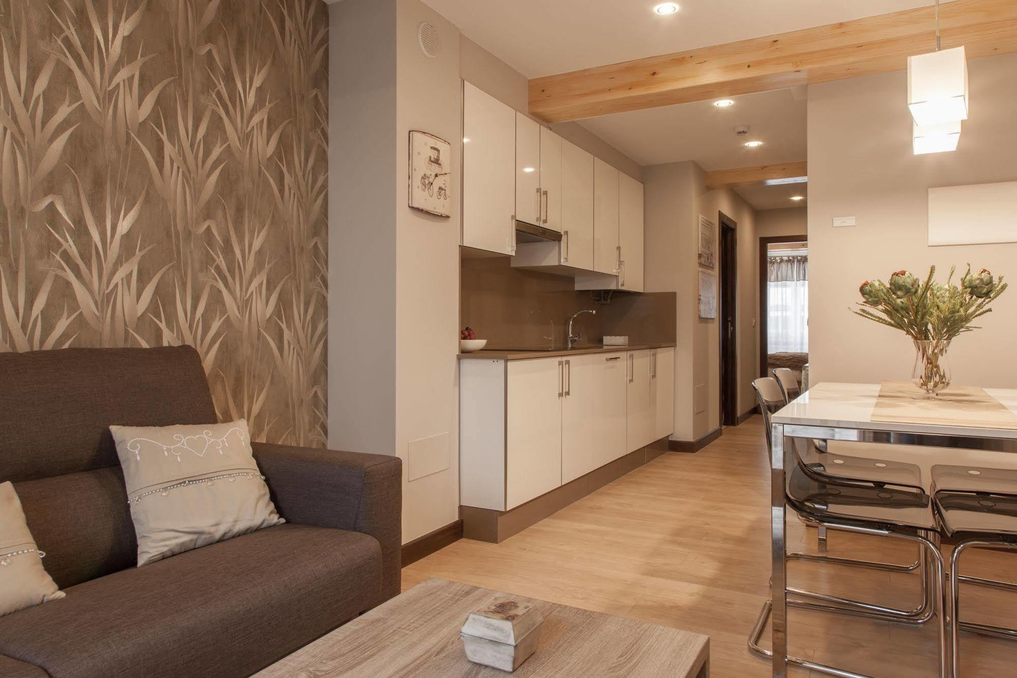 Nova Compostela Apartments サンティアゴ・デ・コンポステーラ エクステリア 写真