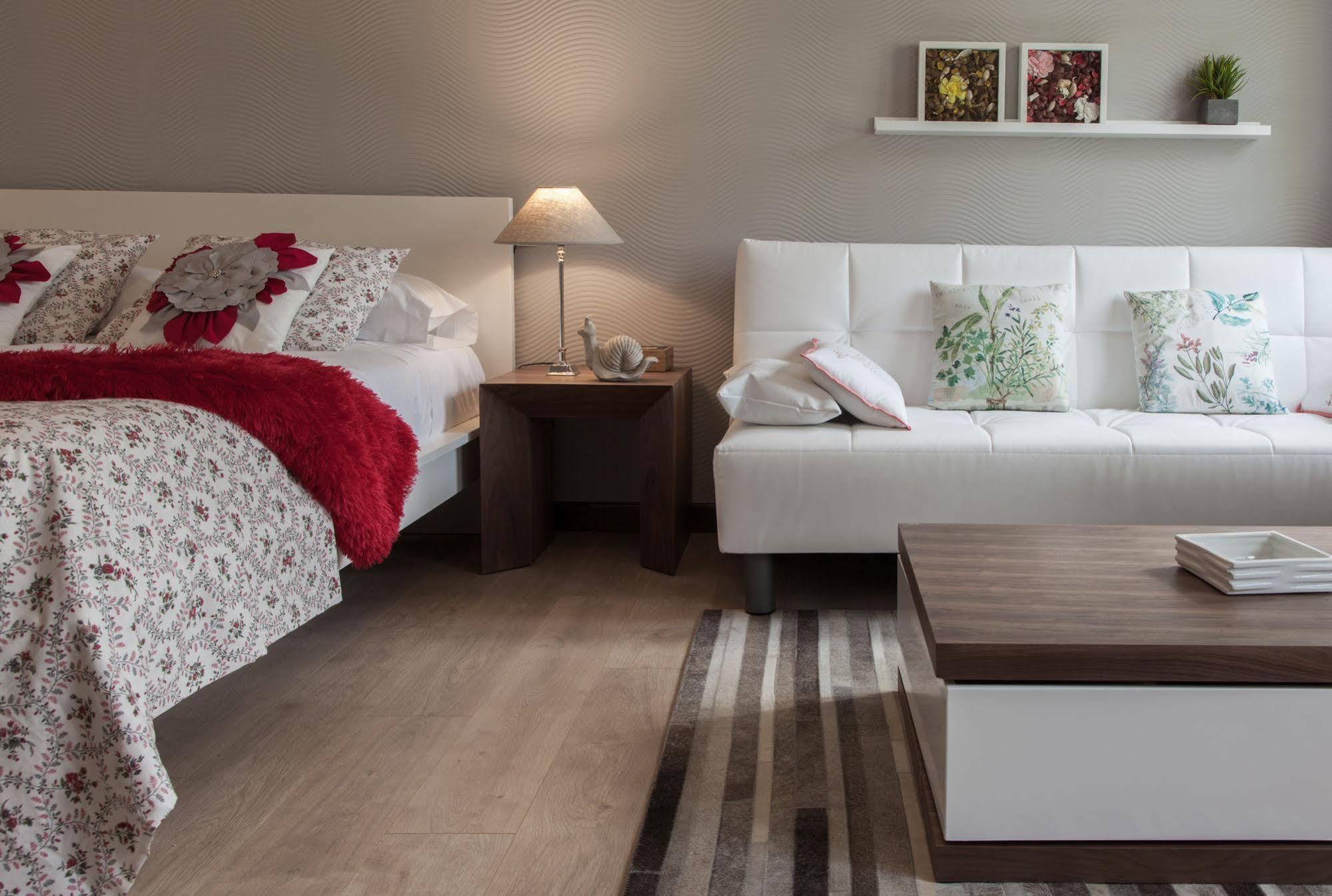 Nova Compostela Apartments サンティアゴ・デ・コンポステーラ エクステリア 写真