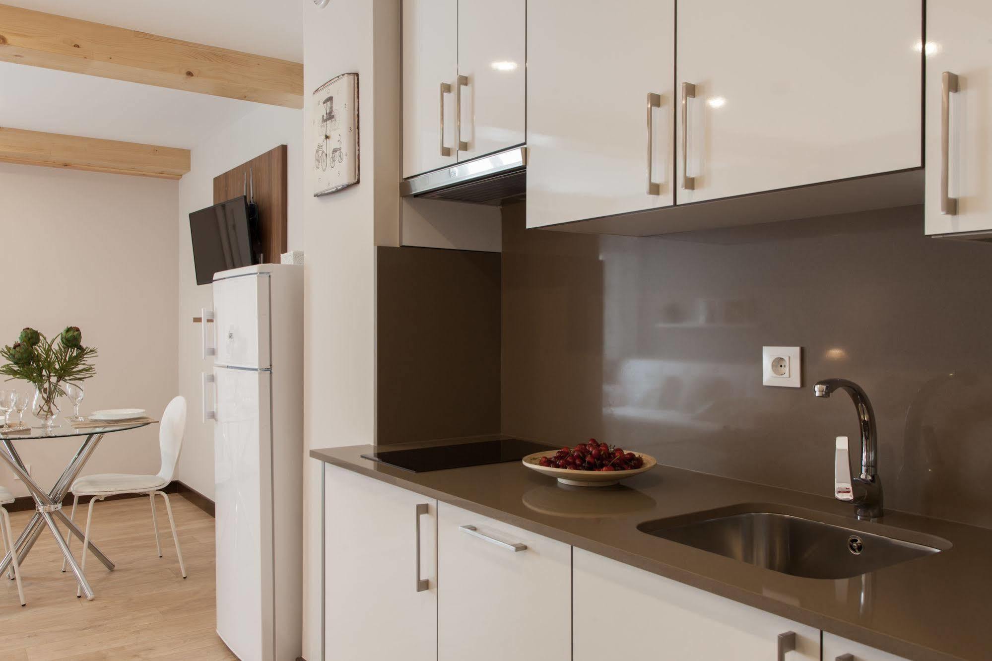 Nova Compostela Apartments サンティアゴ・デ・コンポステーラ エクステリア 写真